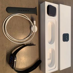 Series 5 Apple Watch 44mm